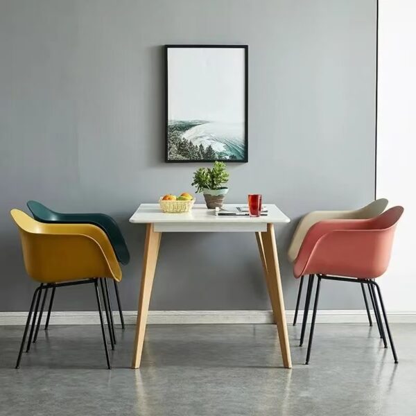 Curve Comfort Chair